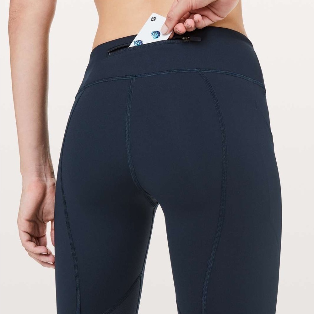 LULULEMON Womens Navy Blue Pace Rival Crop 22 work out legging - Size 4 - Picture 5 of 8